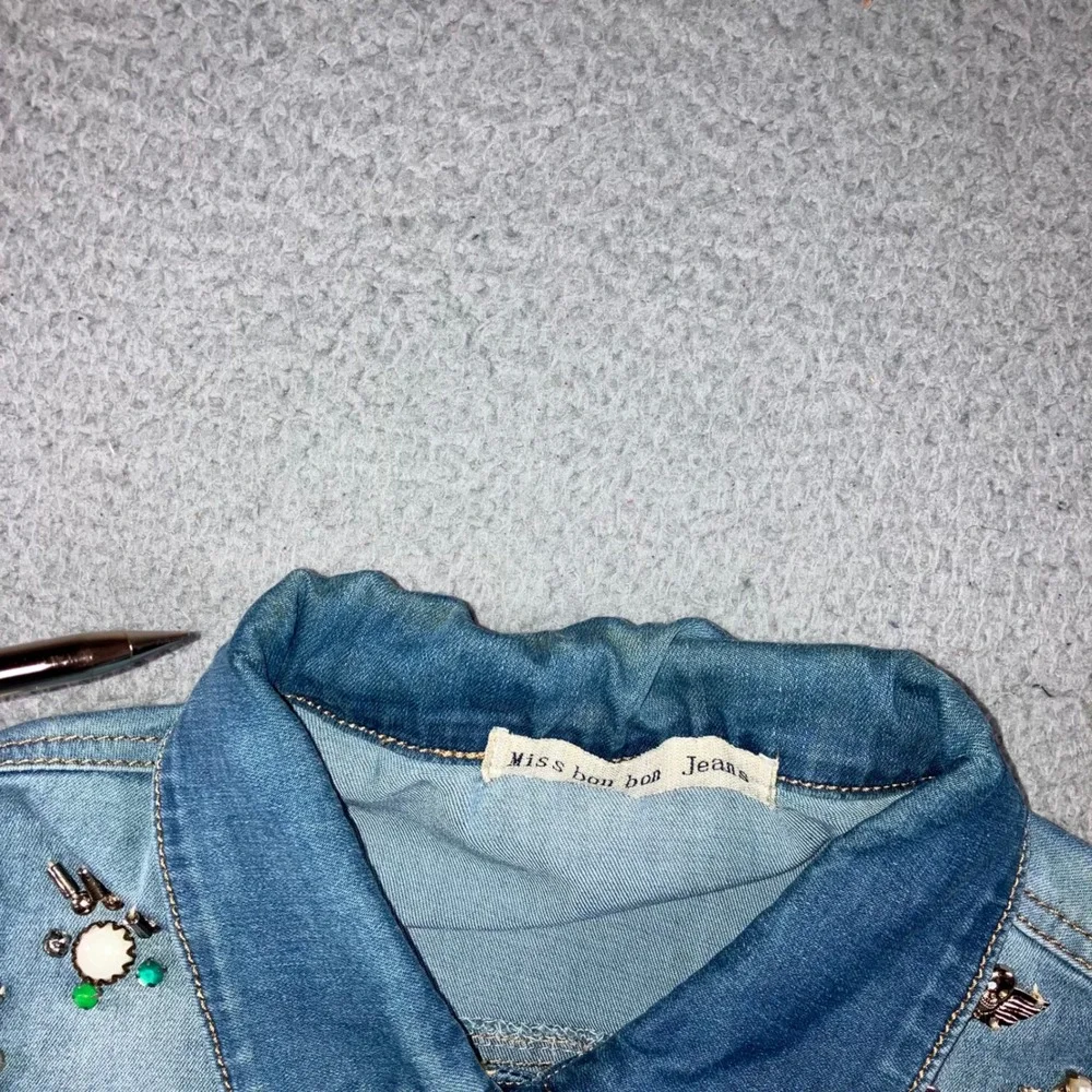Embellished Beaded Denim Jacket Womens XL Blue Y2K indie Boho Chic Statement